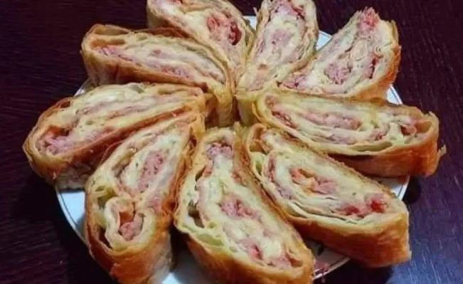 SUPER BRZI RUČAK : PIZZA R0LAT…na brzaka se NAPRAVI……na brzaka se P0JEDE