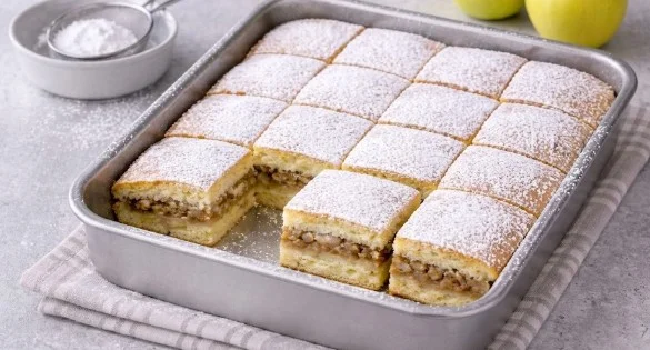 Lenja pita sa jabukama – najlakši kolač iz pleha koji uvek uspeva