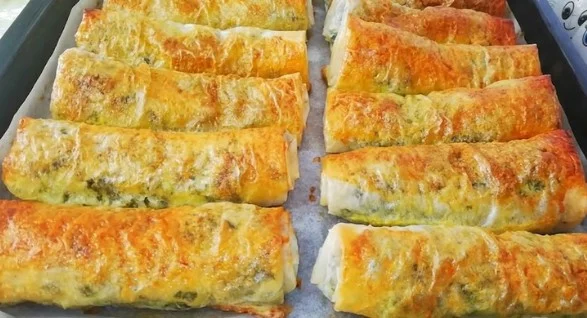 Najmekše Rolnice sa Sirom i Spanaćem od Gotovih Kora