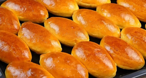 Najmekše Pečene Pite sa Džemom od Jabuka – Vazdušasto Testo iz Rerne!