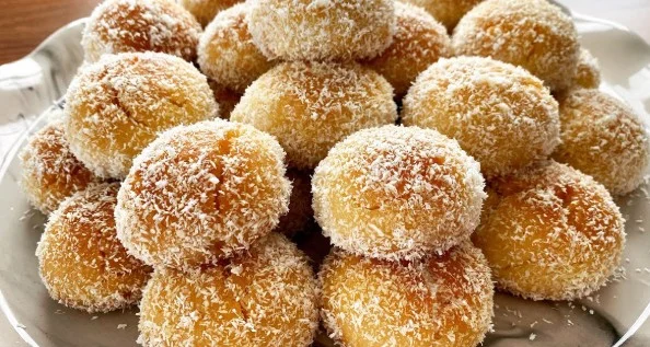 Kokos Kolačići koji se Tope u Ustima – Najmekši Recept sa Sirupom