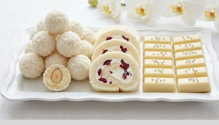 Najlepši Beli Kolači Za Slavlje – Recept i Priprema