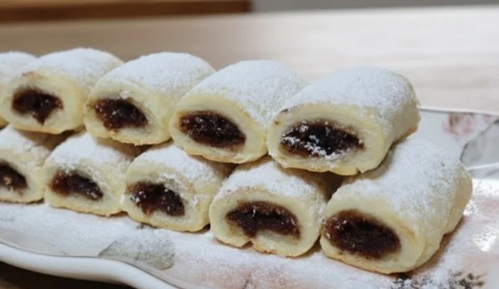 Domaće štrudlice sa džemom