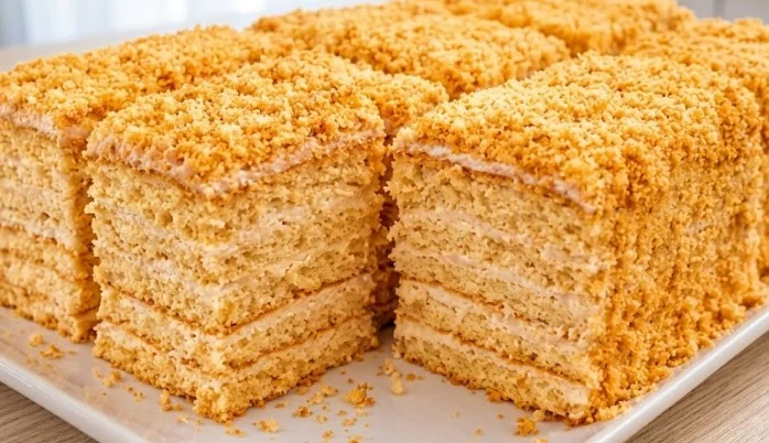 Leni medovik bez razvlačenja kora