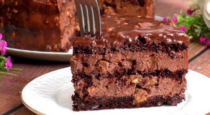 Ferrero Rocher Torta – Topi se u Ustima! (Jednostavan i Preukusan Recept)