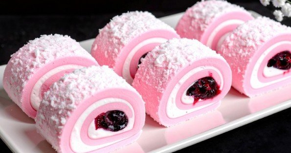 Mlečne Roze Rolnice sa Borovnicama – Desert Bez Pečenja