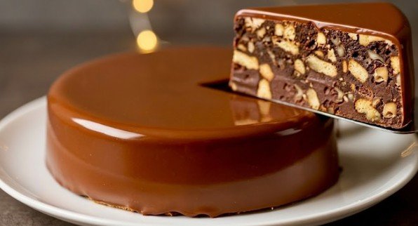 Čokoladna Torta Koju Jedem Svakog Vikenda (Bez Pečenja!)