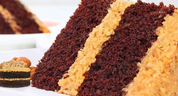 Nemačka Čokoladna Torta – Najsočniji Klasik sa Kokosom i Orasima