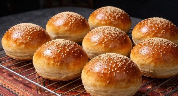 Domaće Mlečne Zemičke sa Susamom (Bolje od svake pekare!)