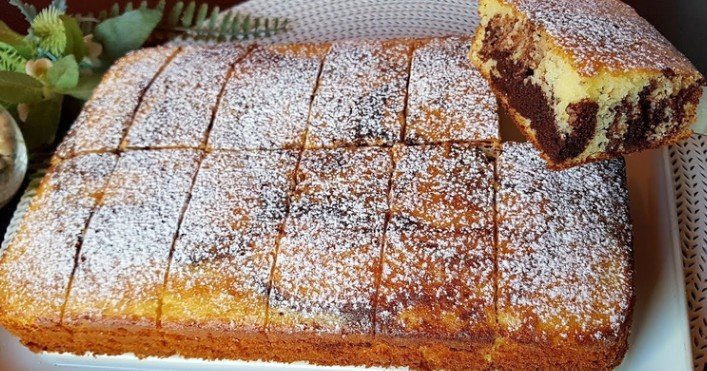 Brzi Mermerni Kolač sa Limunom (Gotov za samo 5 minuta posla!)