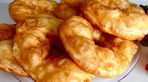 Samo Brašno i Topla Voda: Najmekše Pecivo Bez Jaja i Mleka!