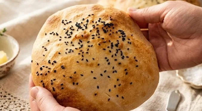 Domaće lepine mekane kao pamuk: Tradicionalni biskvitni hleb koji bazično osvaja svaku mliječnu trpezu