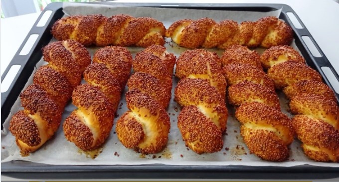 Neverovatno hrskavi turski đevreci (Simit) od samo 1 čaše mleka!