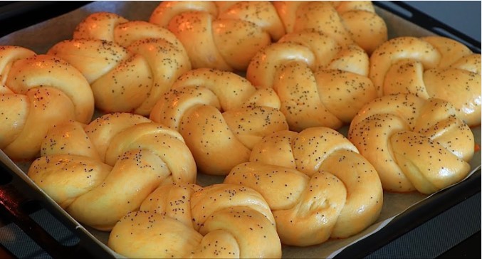 Najmekše turske pogačice u obliku čvora (Pamuk mekoća!)