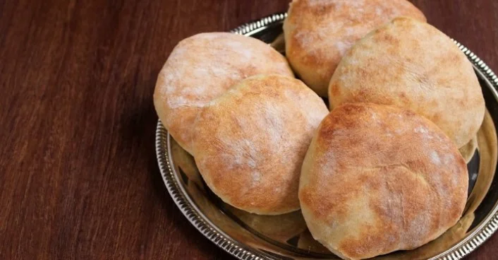 Domaća biskvitna lepinja: Recept za mliječno meki somun koji biskvitno upija sve arome