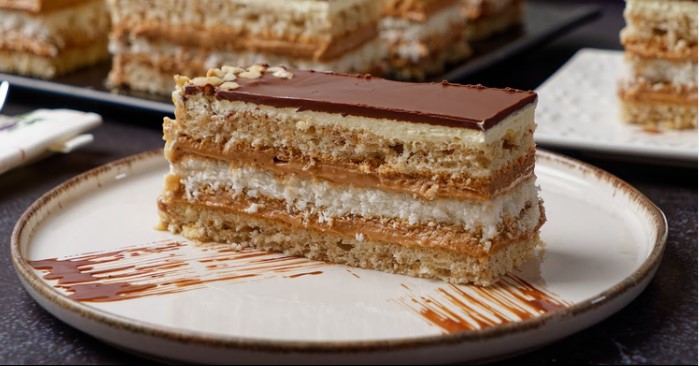 Torta Sedmo Nebo: Rapsodija ukusa koja ostavlja bez daha!