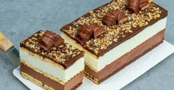 Neodoljiva Kinder Bueno torta sa maskarponeom i nutelom bez pečenja gotova brzo