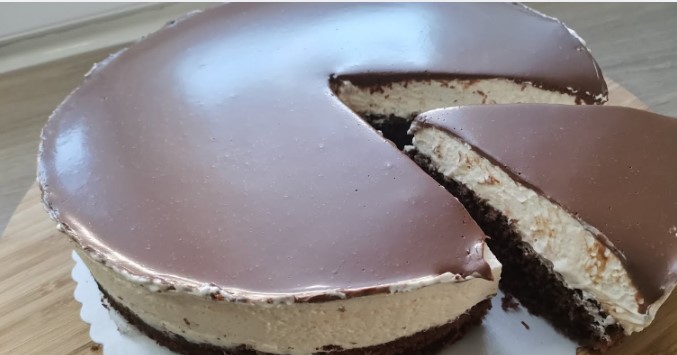 Čuvena Torta koja plače Aglayan Pasta Desert koji obara sa nogu