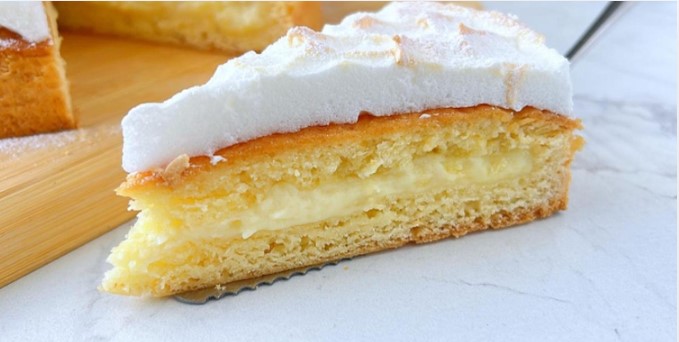 Italijanska torta od limuna sa šamom od belanaca Neodoljivo mekana poslastica