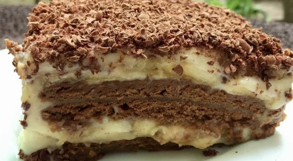 Brza Banana Torta Bez Pečenja: Gotova za Samo 20 Minuta!