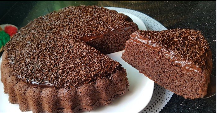 Čuvena čokoladna torta za kojom je svet poludeo!