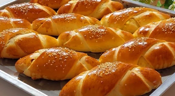 Kamo Sreće da sam Ranije Znala za Ovaj Recept: Super Meka Punjena Peciva!