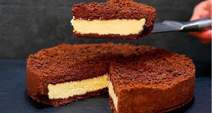 Kraljevska pita za 15 minuta! Čokoladna pita sa sirom (Bez mešenja testa)