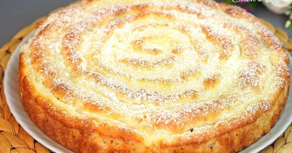 Uragan Pita sa Jabukama: Fenomenalan Kolač Koji se Topi u Ustima!