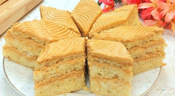 Imate Mleko i Jaja? Napravite Ovaj Izdašan i Veoma Mekan Kolač!