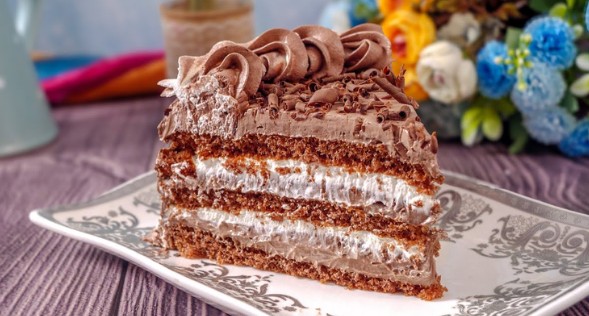 Brza Čokoladna Torta sa Gotovim Korama i Eurokremom