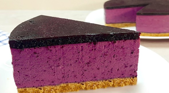 Čizkejk od Borovnica Bez Pečenja: Najukusnija Torta Ikada!