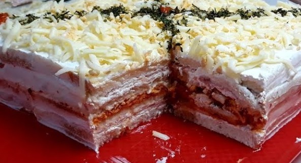 Brza Slana Torta od Tost Hleba: Spremna za Samo 10 Minuta!