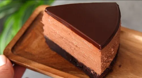 Svilenkasta Čokoladna Mus Torta: Za Prave Ljubitelje Čokolade!