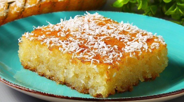 Najbolja Basbousa Bez Jaja: Savršeno Mekana i Sočna Poslastica