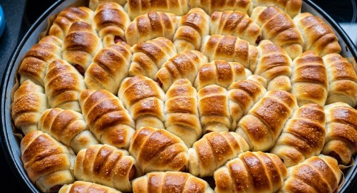 Najmekše Kiflice sa Hrenovkama: Brzo Testo Koje Uvek Uspeva!