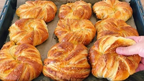 Fantastična Brioš Peciva: Ako Imate Brašno i Mleko, Napravite Ovo!