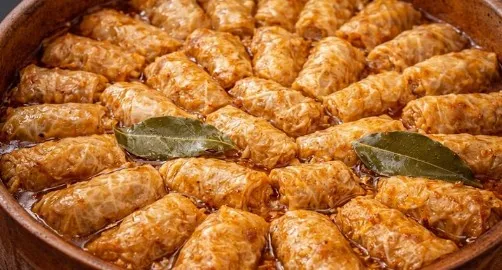Tradicionalna Posna Sarma: Savršen Starinski Recept Bez Mesa!