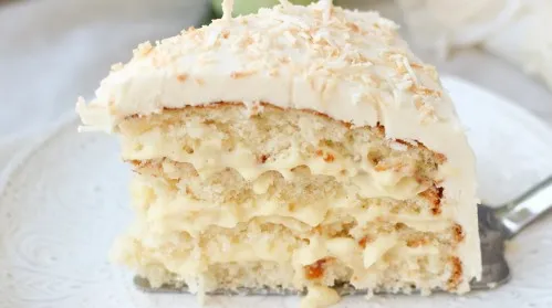 Savršena Kokos Torta: Bogati Slojevi i Tropski Ukus Koji Osvaja!