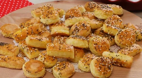 Brze Pogačice Koje Se Tope u Ustima: Tajni Sastojak Će Vas Oduševiti!