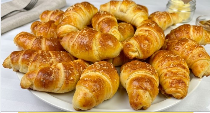 Najmekše mini kiflice sa parmezanom (Savršeno party pecivo)