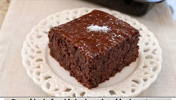 Ukusan i sočan MOKRI KOLAČ: Spreman za tili čas, a dok ga budete pekli zamirisaće cela kuća