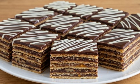 Posna Čoko Narandža Rozenka: Neodoljivi Slojeviti Kolač