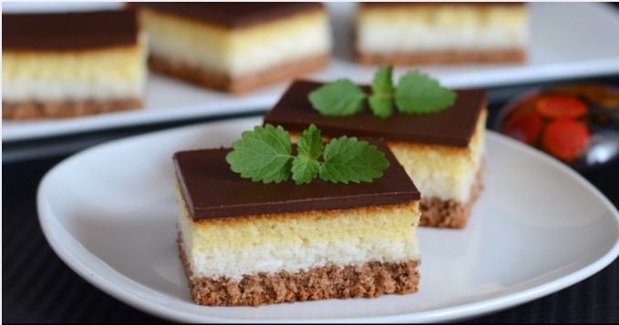 Kokos kocke Sve se peče zajedno u jednom plehu