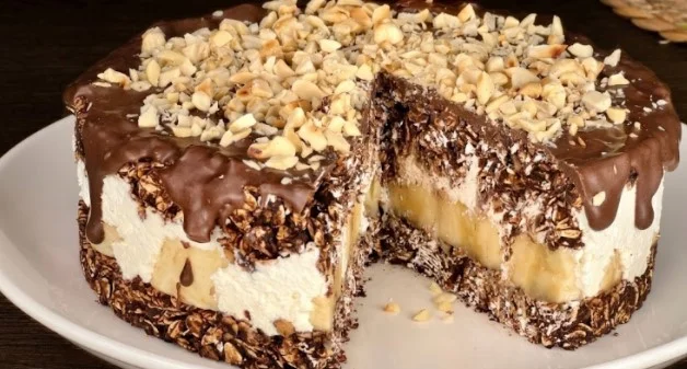 Zdrava čokoladna torta sa bananama bez pečenja i šećera