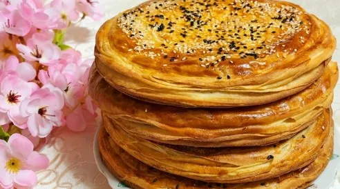 Katlama Patir: Savršena Lisnata Pogača Koja Će Vas Oduševiti!