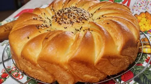 Najjednostavnija Uskršnja Pogača: Mekana Kao Pamuk i Savršena za Praznike!