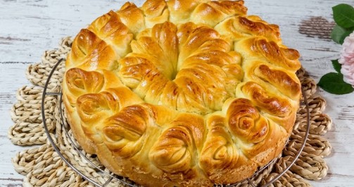 Najjednostavnija Uskršnja Pogača: Mekana Kao Pamuk