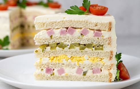 Slana Torta Od Tosta: Savršeno Hladno Predjelo Bez Pečenja