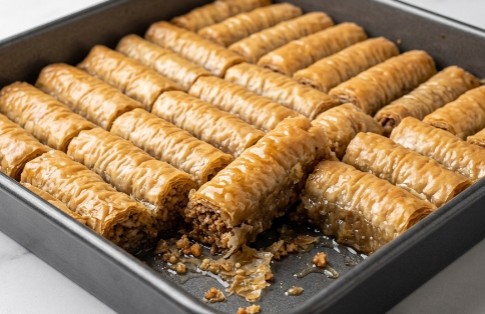 Baklava Rolnice: Zlatna, hrskava poezija ukusa